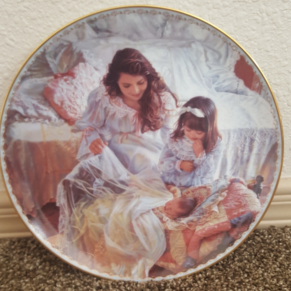 Mother Child Baby Girl Sandra Kuck Collector Plate Decor